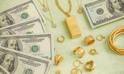 پیش‌بینی قیمت دلار، طلای ۱۸ عیار و سکه در روزهای آینده | تشدید تنش‌ها و اخبار منفی از مذاکرات قیمت دلار را به کدام سمت می‌برد؟