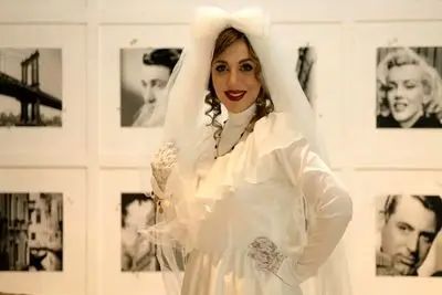 آواز شاد؛ رویا میرعلمی برای عروسیش بهرنگ و بیژن رو دعوت کرده جوری میرقصن دوماد ماته