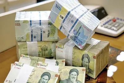 یک عکس، امضای رئیس بانک مرکزی را بی‌ارزش کرد