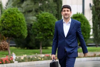 وزیر ارتباطات: عده‌ای حتی مصوبه بازگشت اینترنت به وضعیت قبل از دی ماه را بر نمی‌تابند/ مصوبه ۳۲ بندی مربوط به دسترسی به سکو‌های بین‌المللی که اجرای آن بر عهده مرکز ملی فضای مجازی است، اجرایی نشده