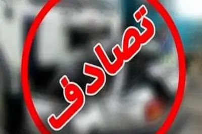برخورد سه خودرو در ساوه 19 مصدوم به جای گذاشت