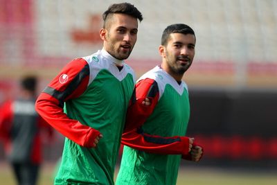 عکس | پیام صادقیان به ایران برگشت!