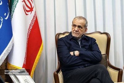 پزشکیان مصوبه تشکیل ستاد مدیریت راهبردی فضای مجازی را اصلاح کرد + جزئیات