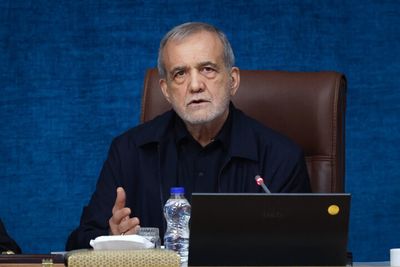 پزشکیان: هدف ما مچ‌گیری نیست، بلکه می‌خواهیم زمینه، ریشه و بستر فساد را ریشه‌کن کنیم
