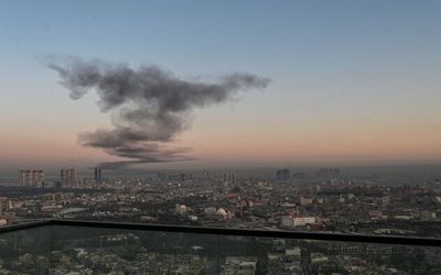 ببینید | ویدیوی منتشرشده در منابع عربی از اصابت موشک به پایگاه آمریکا در بحرین