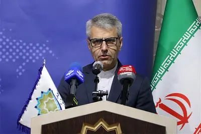 حفظ وگسترش زبان‌فارسی بخشی از دیپلماسی عمومی وزارت خارجه است/ جایزه پارسی‌جان به سخنگوی وزارت خارجه رسید